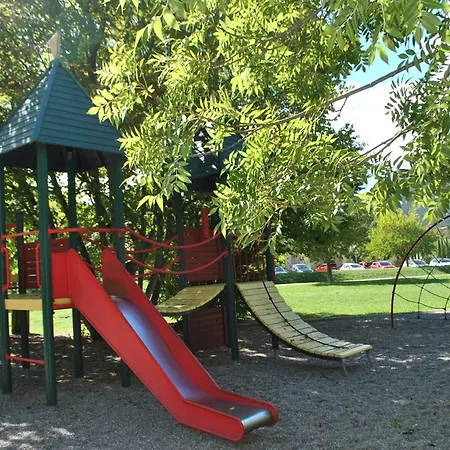 Le Hameau Des Sources By Ateya 3* Монбрен-ле-Бен